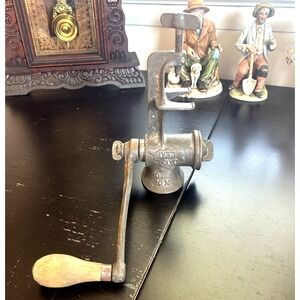 Oak Leaf No E10 Meat Grinder Vintage Steel Hand Crank Kitchen Tool